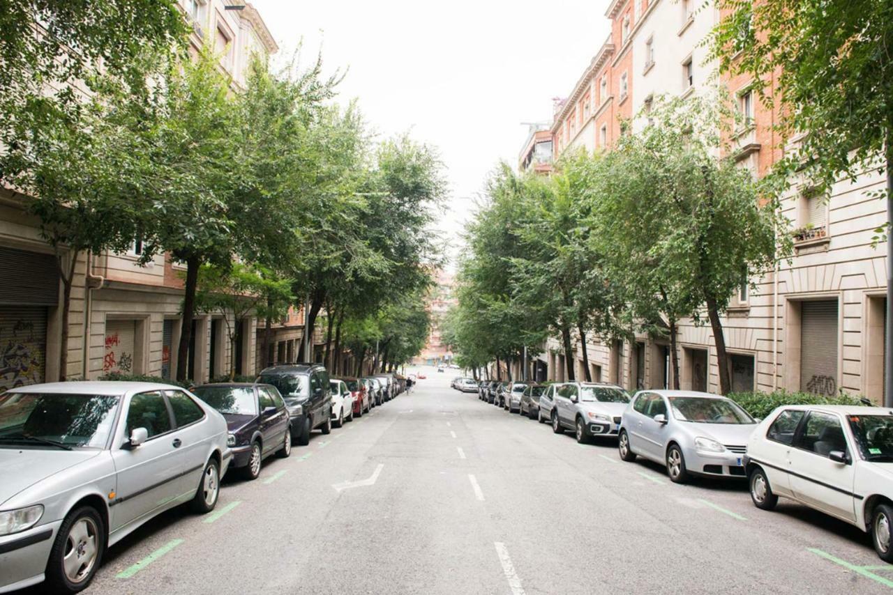 Lovely Apartment At Park Gueell Barcelona Eksteriør bilde