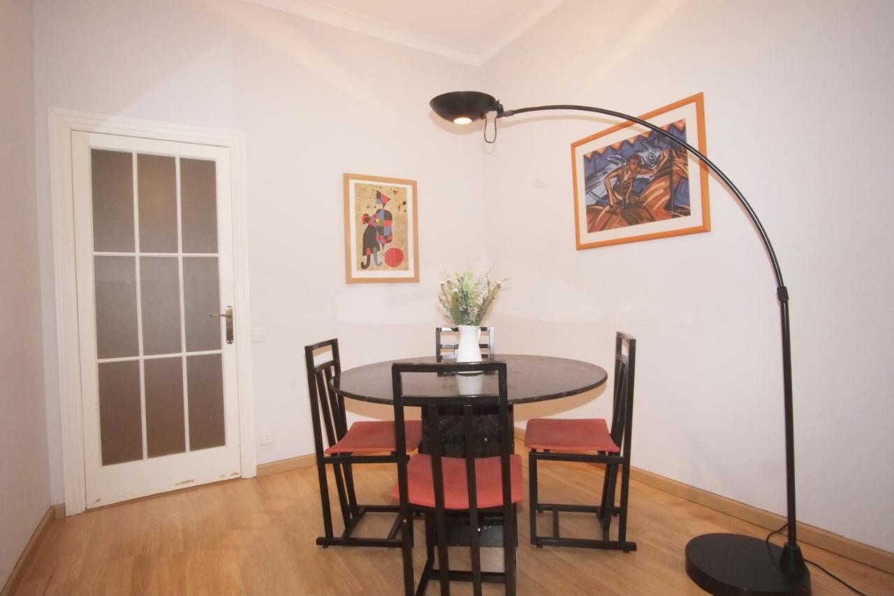 Lovely Apartment At Park Gueell Barcelona Eksteriør bilde